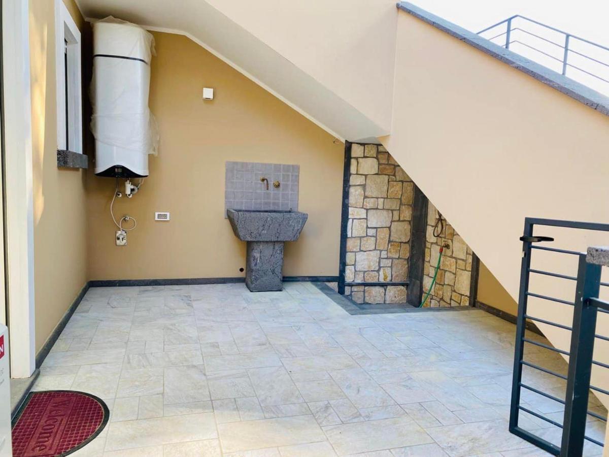 Apartamento Nuova Residenza Dei 7 Pini A Pochi Passi Dal Mare Porto Pino Exterior foto