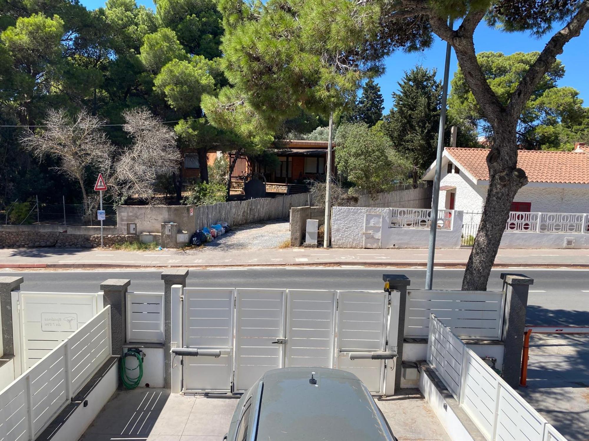 Apartamento Nuova Residenza Dei 7 Pini A Pochi Passi Dal Mare Porto Pino Exterior foto